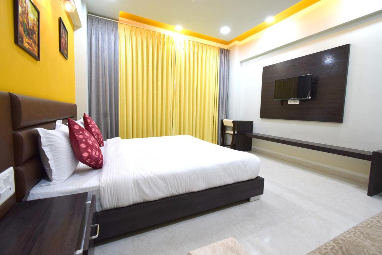 The Sky Imperial- Hotel Gopal Darshan Nāthdwāra المظهر الخارجي الصورة