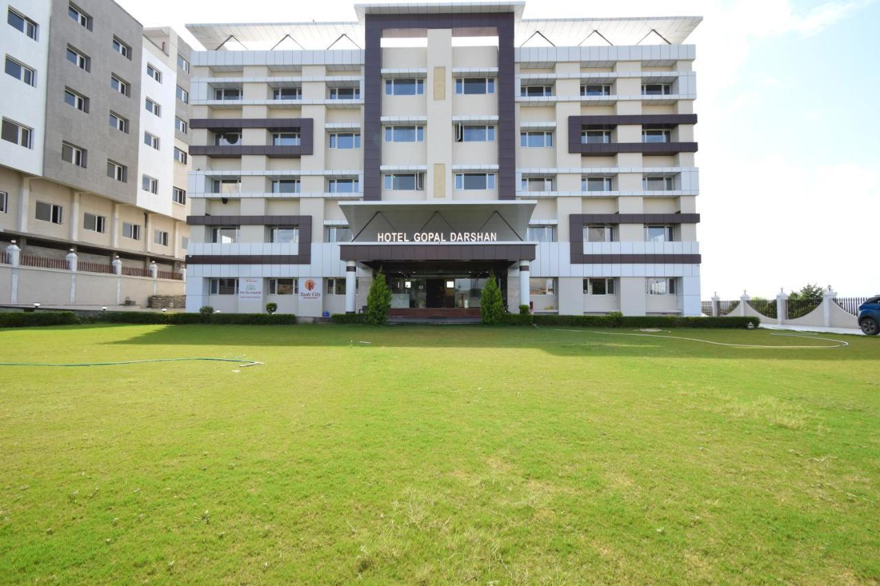 The Sky Imperial- Hotel Gopal Darshan Nāthdwāra المظهر الخارجي الصورة